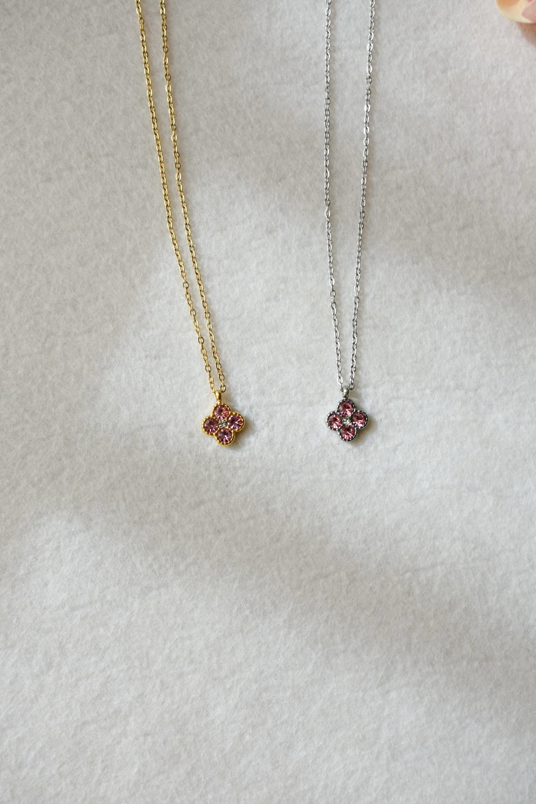 Collana Dalia Rosa acciaio inossidabile