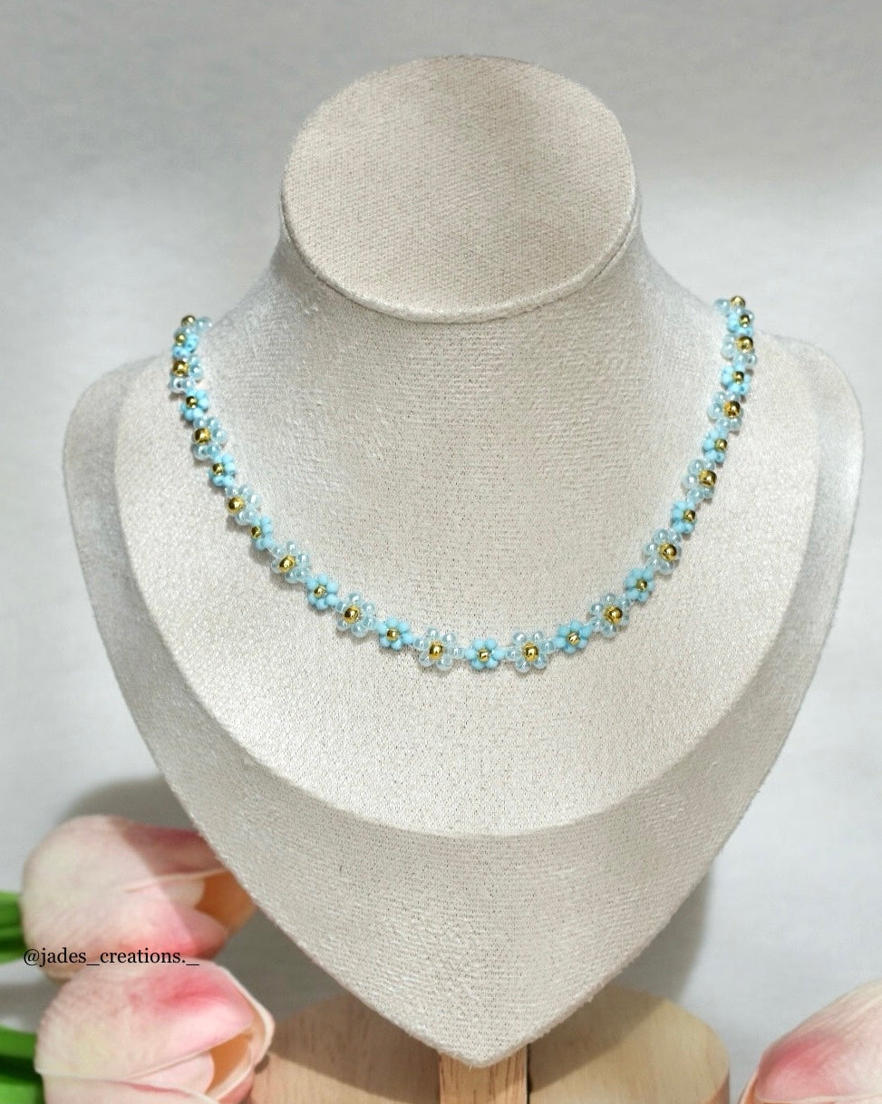 Collana Flora con fiori azzurri