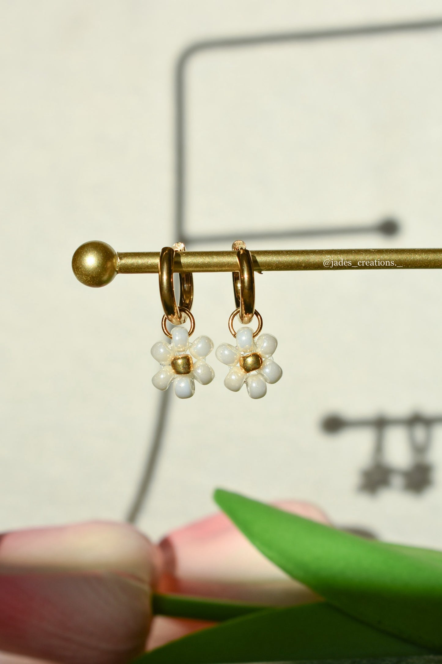 Orecchini Floreali Bianchi