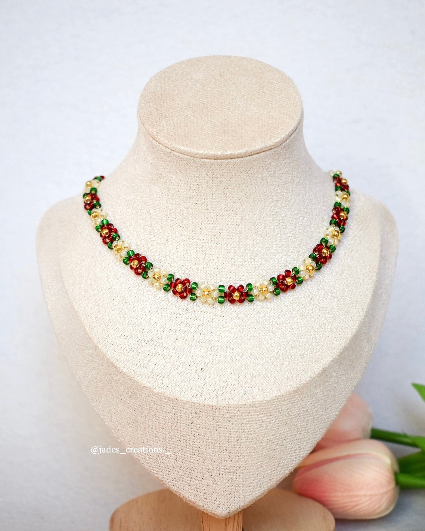 Collana Floreale Bianca e Rossa