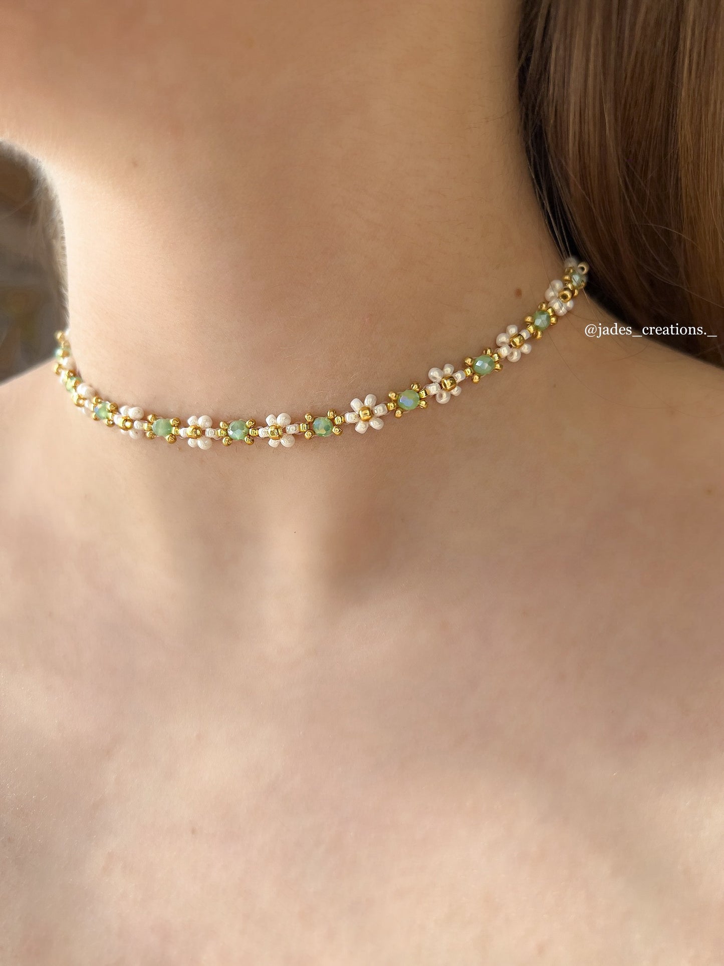 Collana Margherite girocollo con perline verdi