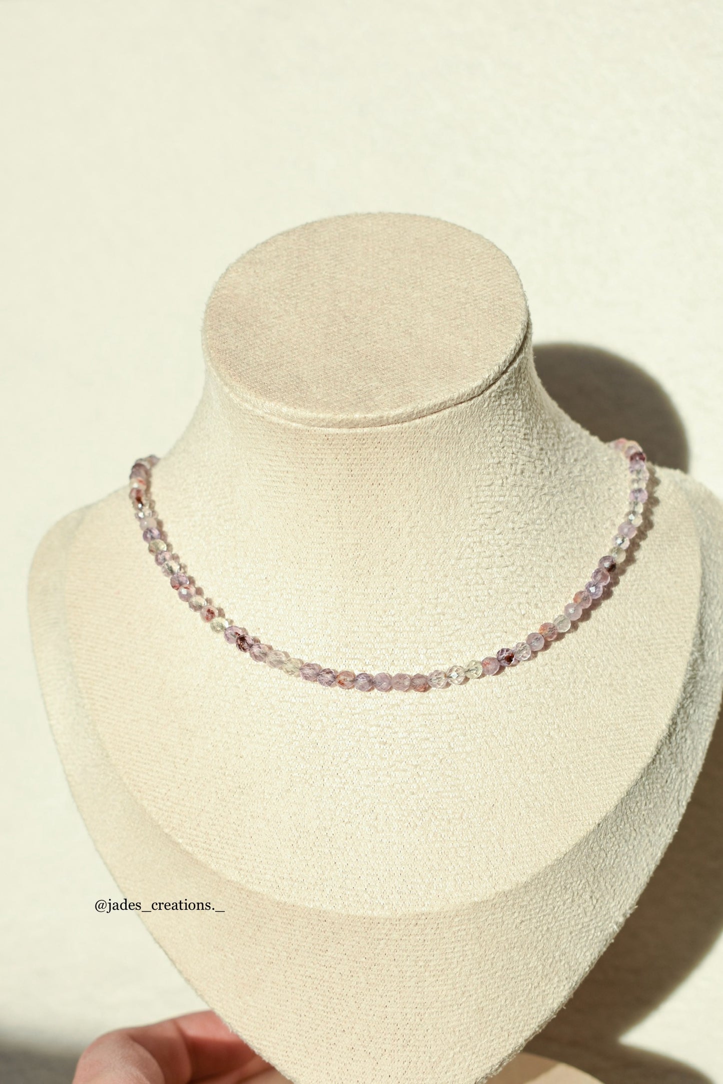 Collana girocollo con cristalli