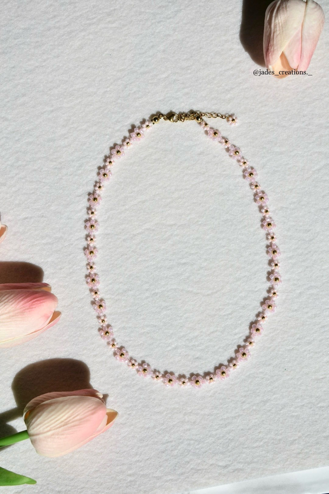 Collana Flora con fiori rosa