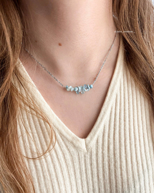 Collana in acciaio con pietre chips