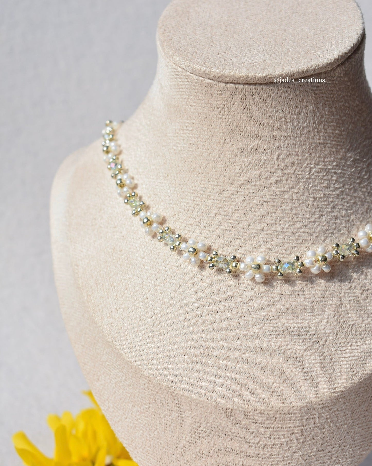 Collana Margherite girocollo con perline Verde Menta Argentata