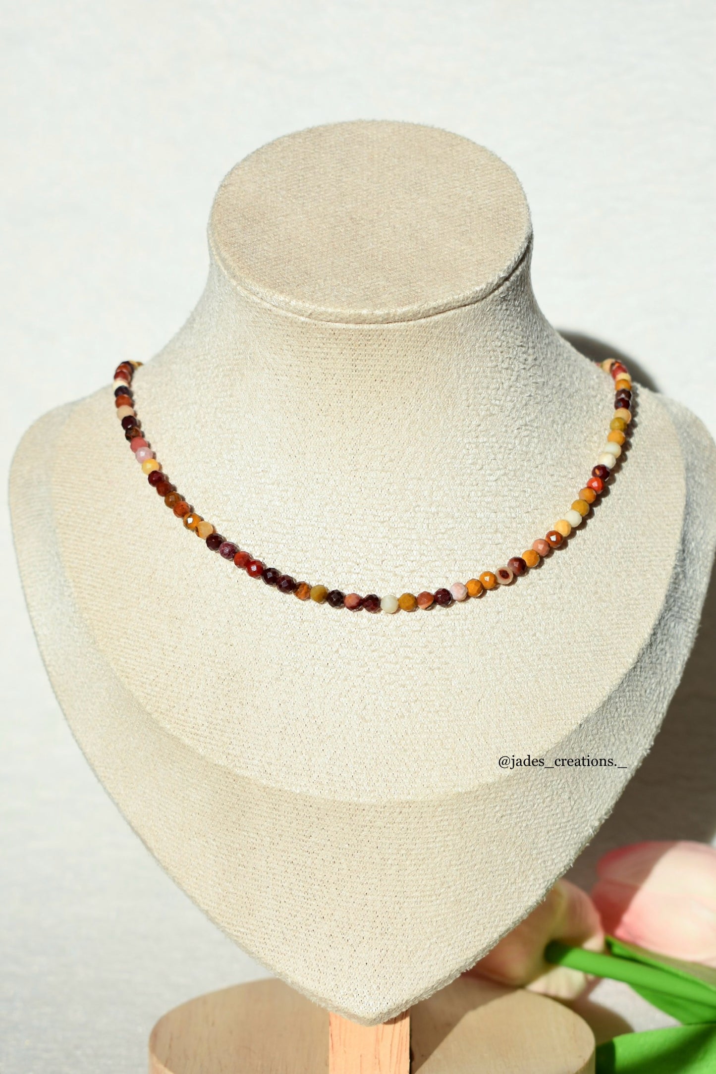 Collana girocollo con cristalli