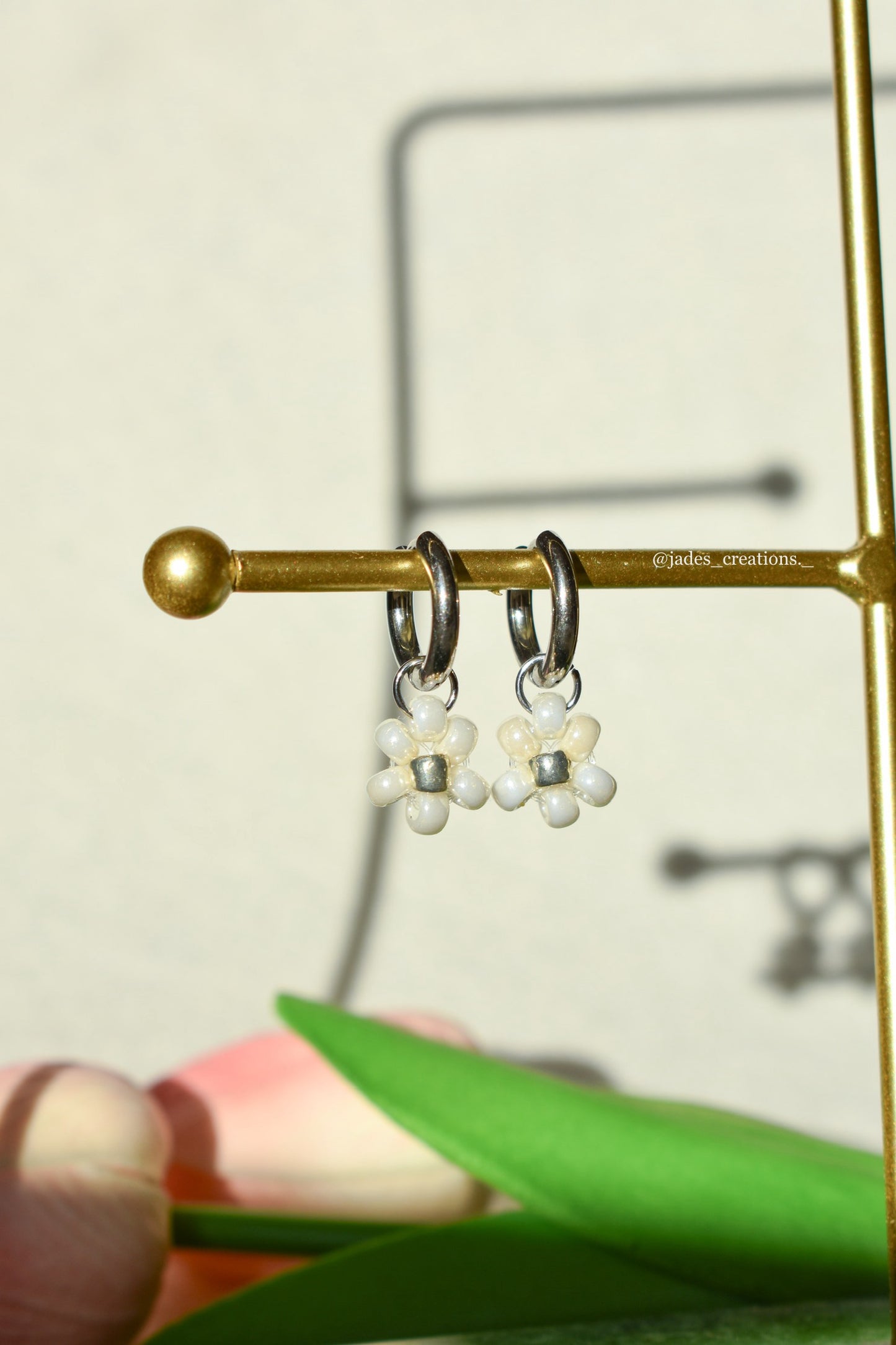 Orecchini Floreali Bianchi